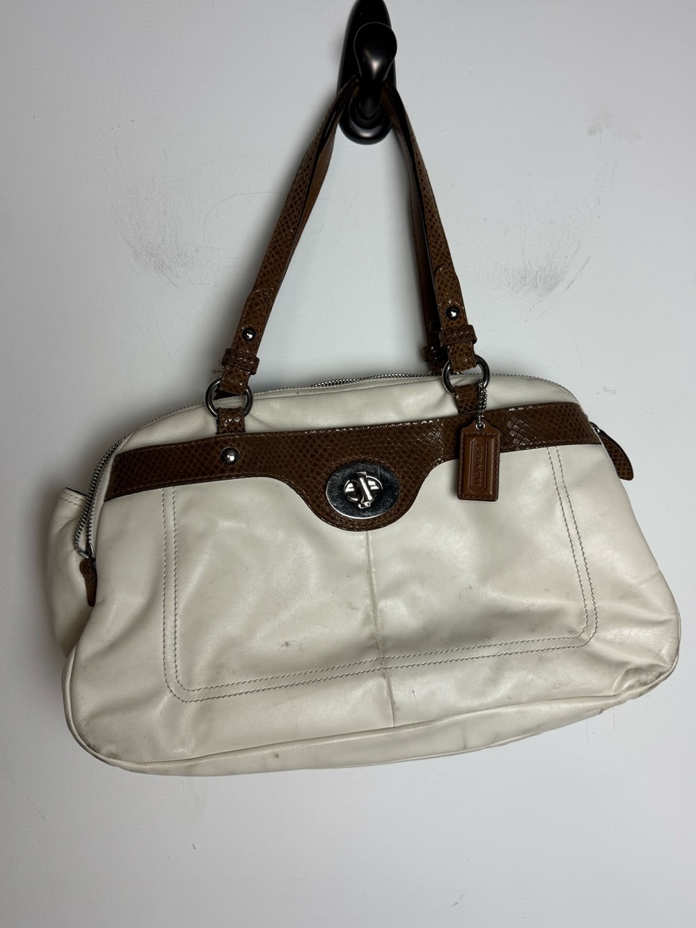 Coach White and Brown Leather Shoulder Bag